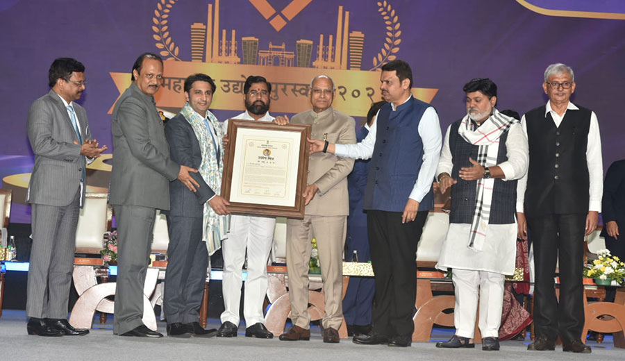 Adar Poonawalla Receives 'Udyog Mitra' Award